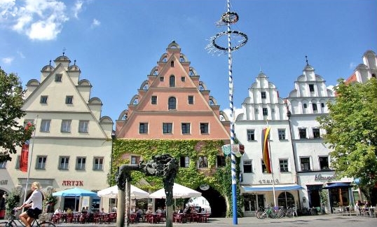 Place du marché de Weiden Place du marché de Weiden in der Oberpfalz